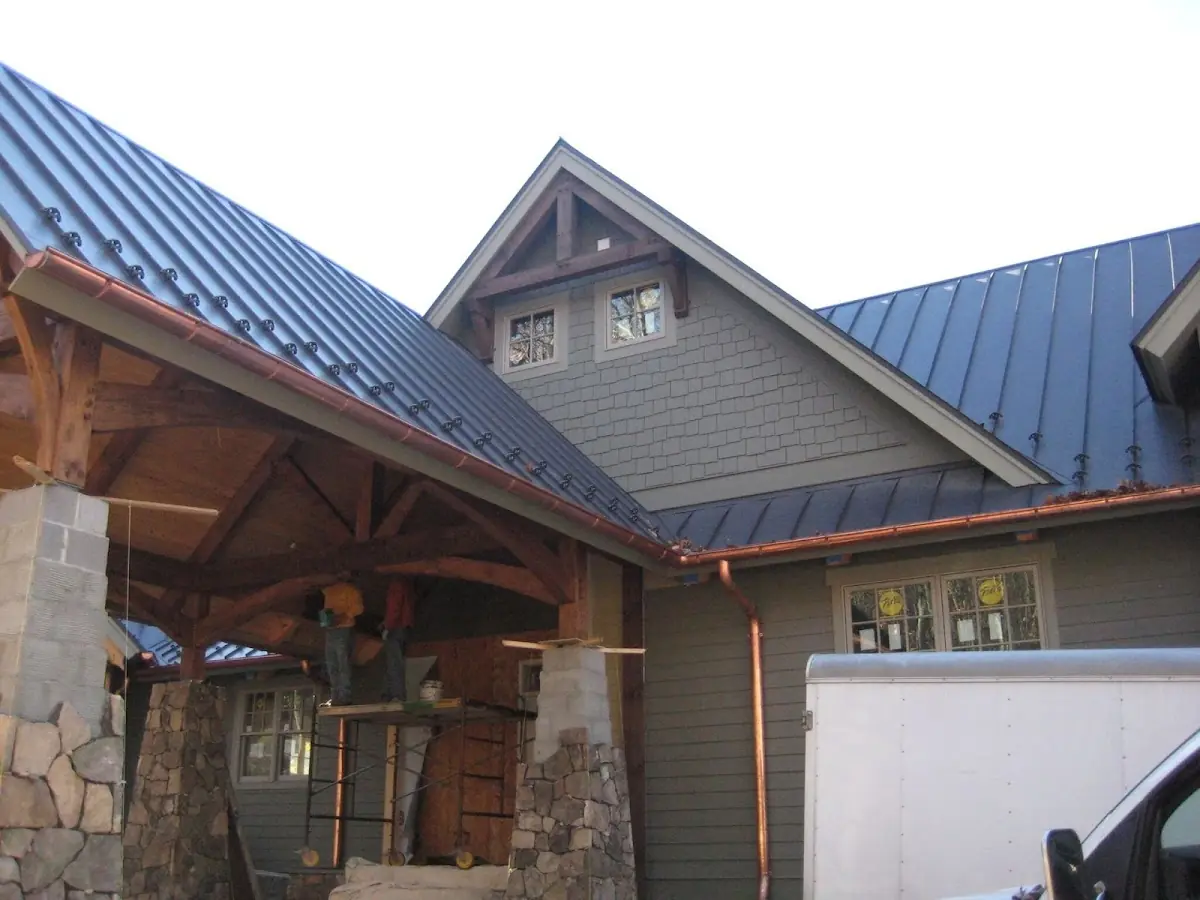 Craftsman Roofing team delivering quality roofing work in Samuels Corner